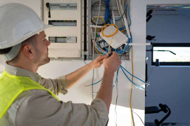 Best Circuit Breaker Repair  in Normandy Park, WA
